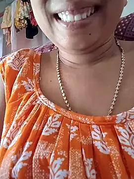 Magic-heart1 from StripChat is Freechat