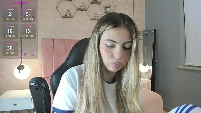 Teen sex cams free adult cams: check-out the satisfaction of conversing and c2c with our stunning models, who will teach you all about seduction and dreams with their smoking hot shapes.