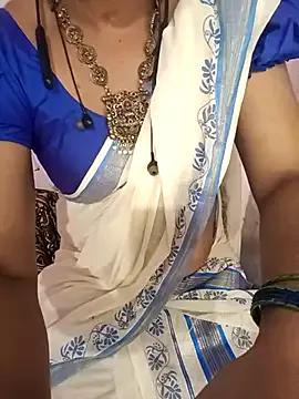 Photos of Mallu-Gayathri_Arun from StripChat is Freechat