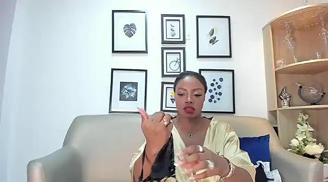 ManuelaGreen from StripChat is Freechat
