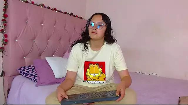 Teen sex cams free adult cams: check-out the satisfaction of conversing and c2c with our stunning models, who will teach you all about seduction and dreams with their smoking hot shapes.