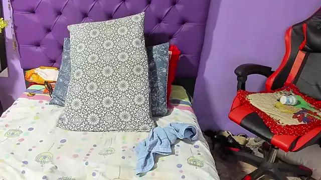 Teen sex cams free adult cams: check-out the satisfaction of conversing and c2c with our stunning models, who will teach you all about seduction and dreams with their smoking hot shapes.