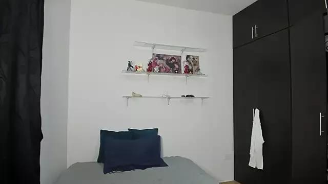 Teen sex cams free adult cams: check-out the satisfaction of conversing and c2c with our stunning models, who will teach you all about seduction and dreams with their smoking hot shapes.