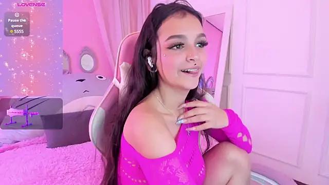 Teen sex cams free adult cams: check-out the satisfaction of conversing and c2c with our stunning models, who will teach you all about seduction and dreams with their smoking hot shapes.