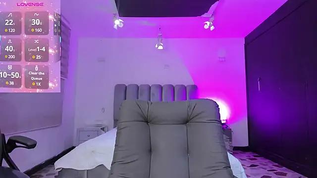 Teen sex cams free adult cams: check-out the satisfaction of conversing and c2c with our stunning models, who will teach you all about seduction and dreams with their smoking hot shapes.