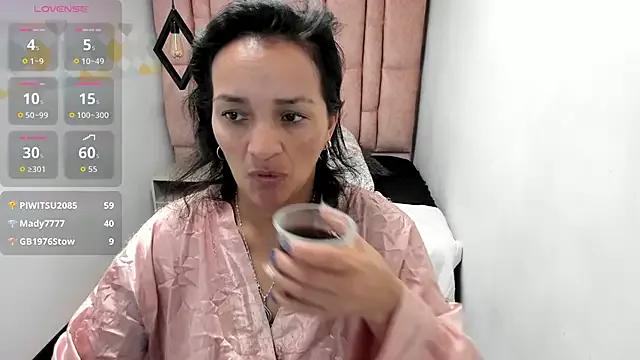 Teen sex cams free adult cams: check-out the satisfaction of conversing and c2c with our stunning models, who will teach you all about seduction and dreams with their smoking hot shapes.