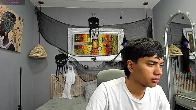 Teen sex cams free adult cams: check-out the satisfaction of conversing and c2c with our stunning models, who will teach you all about seduction and dreams with their smoking hot shapes.