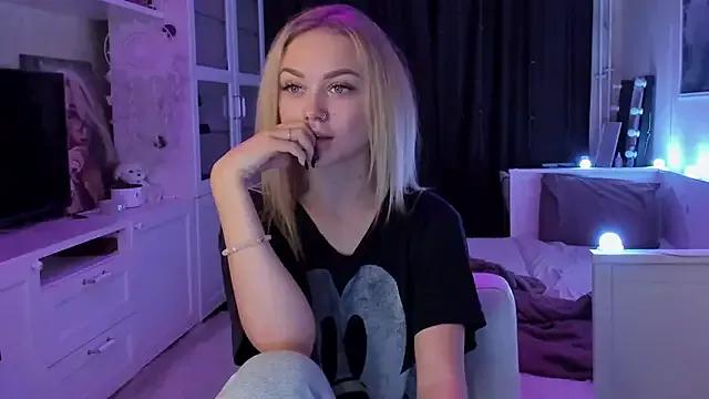 Teen sex cams free adult cams: check-out the satisfaction of conversing and c2c with our stunning models, who will teach you all about seduction and dreams with their smoking hot shapes.