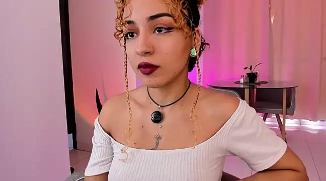 MaryJanelovers from StripChat is Freechat