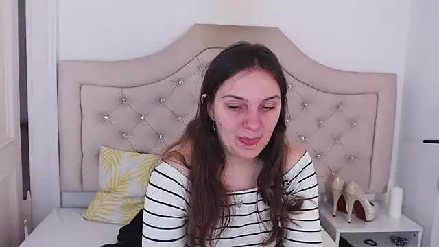 MayaFlirt from StripChat is Freechat