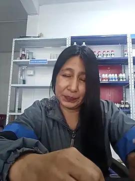 Megan_jennerr from StripChat is Freechat