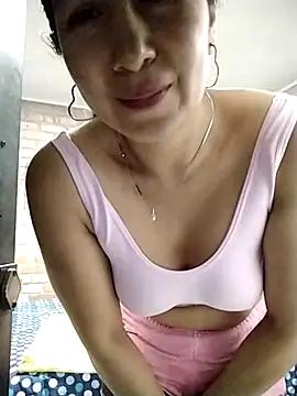 Megan_jennerr from StripChat is Freechat