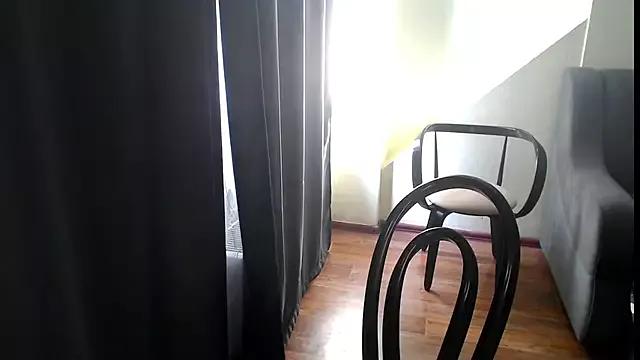 meganluss from StripChat is Freechat