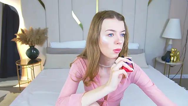 MeganMour from StripChat is Freechat