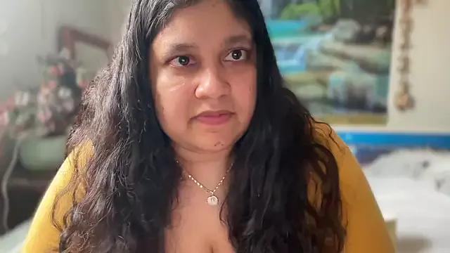 MelanieFawker from StripChat is Freechat
