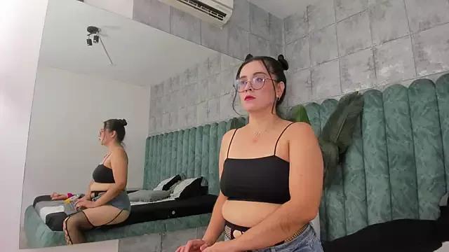Teen sex cams free adult cams: check-out the satisfaction of conversing and c2c with our stunning models, who will teach you all about seduction and dreams with their smoking hot shapes.