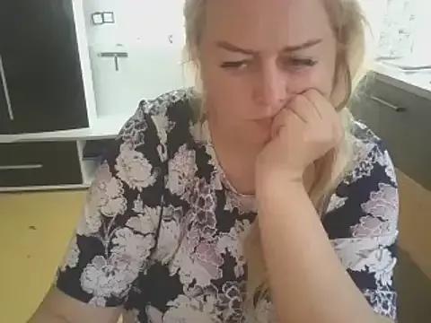 Meliss_Official9 from StripChat is Freechat