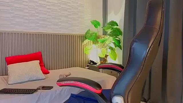 Teen sex cams free adult cams: check-out the satisfaction of conversing and c2c with our stunning models, who will teach you all about seduction and dreams with their smoking hot shapes.