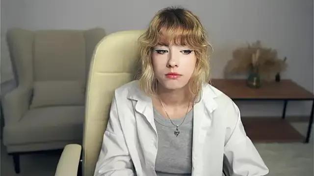MelissaTansil from StripChat is Freechat