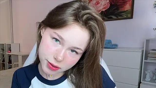 Melissify from StripChat is Freechat