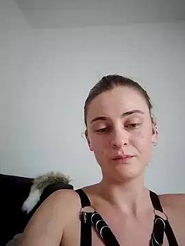 Photos of Melly4You from StripChat is Freechat