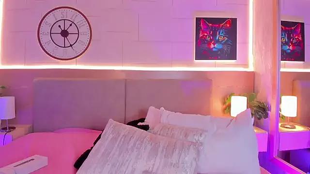 Teen sex cams free adult cams: check-out the satisfaction of conversing and c2c with our stunning models, who will teach you all about seduction and dreams with their smoking hot shapes.