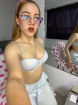 Teen sex cams free adult cams: check-out the satisfaction of conversing and c2c with our stunning models, who will teach you all about seduction and dreams with their smoking hot shapes.