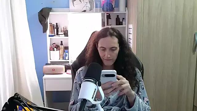 MemiSecrets from StripChat is Freechat