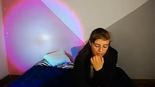 Merily_streep from StripChat is Freechat