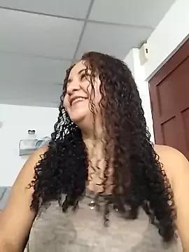 MEYBELLATINA from StripChat is Freechat