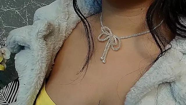 mia_roux13 from StripChat is Freechat