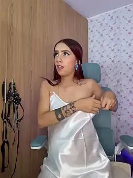 Mia_Withe from StripChat is Freechat
