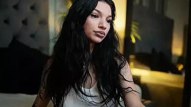 MiamiCoffee from StripChat is Freechat