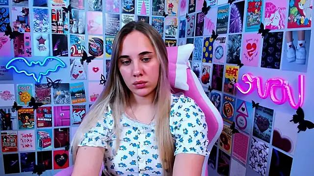 Teen sex cams free adult cams: check-out the satisfaction of conversing and c2c with our stunning models, who will teach you all about seduction and dreams with their smoking hot shapes.