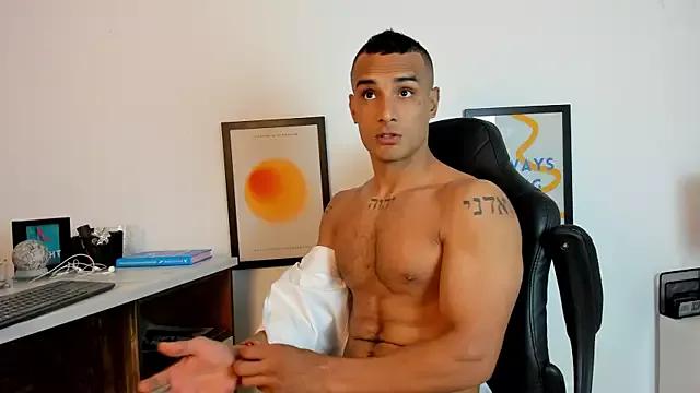 Michael_Blaze from StripChat is Freechat