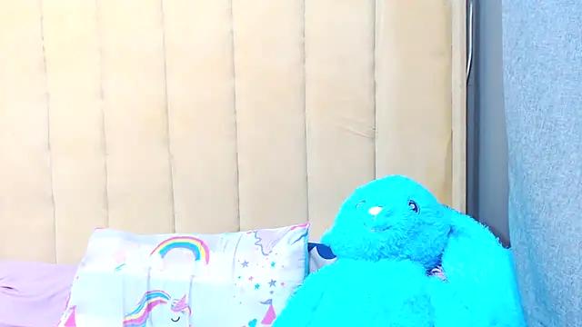 Michelchellyxx1908 from StripChat is Freechat