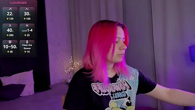 MichelleRebel from StripChat is Freechat