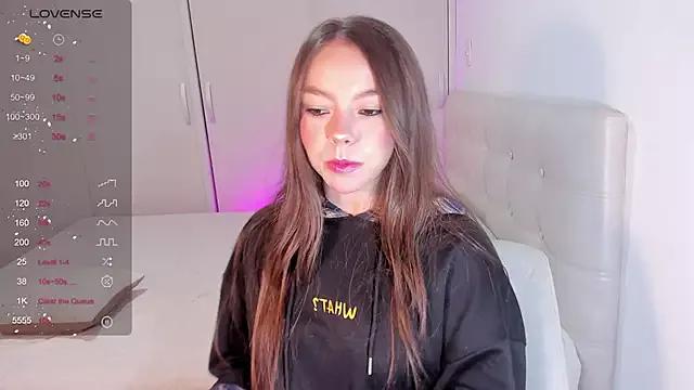 Miia-Rose from StripChat is Freechat