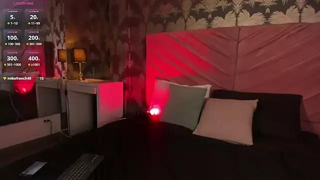 Teen sex cams free adult cams: check-out the satisfaction of conversing and c2c with our stunning models, who will teach you all about seduction and dreams with their smoking hot shapes.