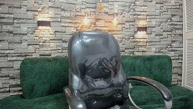 mike_whitee from StripChat is Freechat