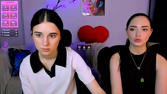 miki-niki from StripChat is Freechat