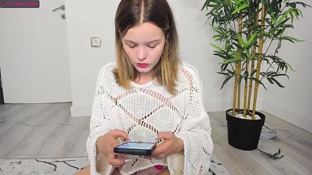 Teen sex cams free adult cams: check-out the satisfaction of conversing and c2c with our stunning models, who will teach you all about seduction and dreams with their smoking hot shapes.