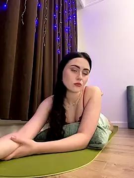 MilanaDayLi from StripChat is Freechat