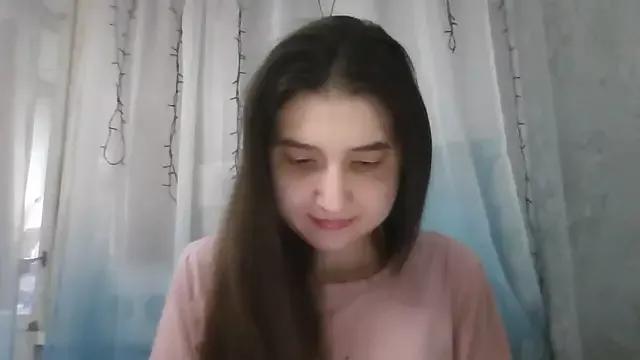 MilanesaGold28 from StripChat is Freechat