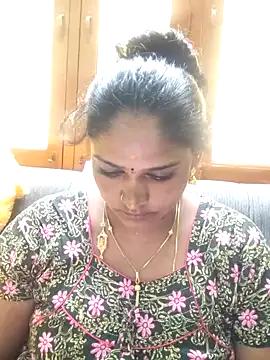 milkee143 from StripChat is Freechat