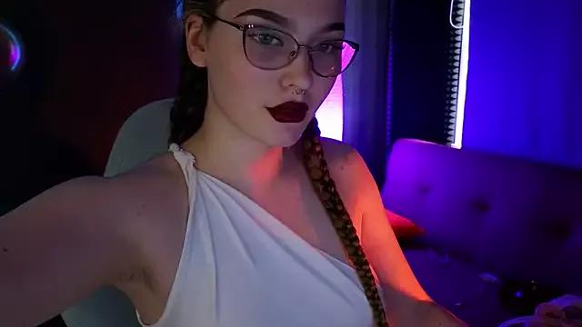 milliedoll from StripChat is Freechat