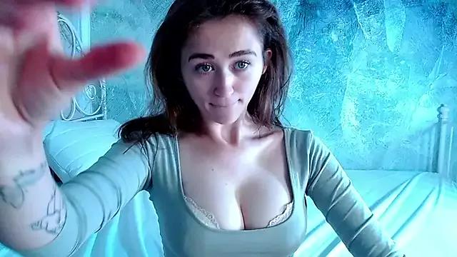 millllina from StripChat