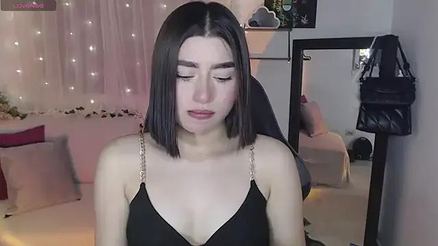 mily_thomson_b_ from StripChat is Freechat
