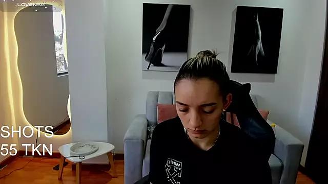 Teen sex cams free adult cams: check-out the satisfaction of conversing and c2c with our stunning models, who will teach you all about seduction and dreams with their smoking hot shapes.