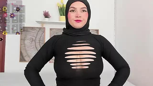 miss_arabicc from StripChat is Freechat